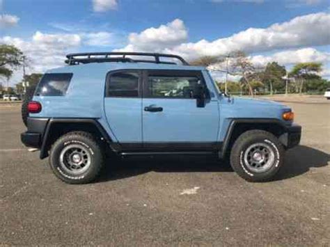 Toyota Fj Cruiser Trail Teams Ultimate Edition (2014): Used Classic Cars