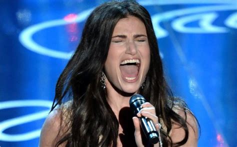 Oscars 2014: Idina Menzel sings Oscar-winning 'Let It Go' from 'Frozen ...