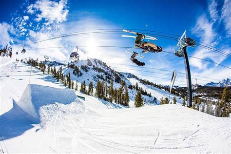 The Essential Guide to Mammoth Mountain Ski Resort