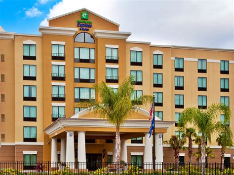 Holiday Inn Express & Suites Orlando - International Drive Hotel in ...