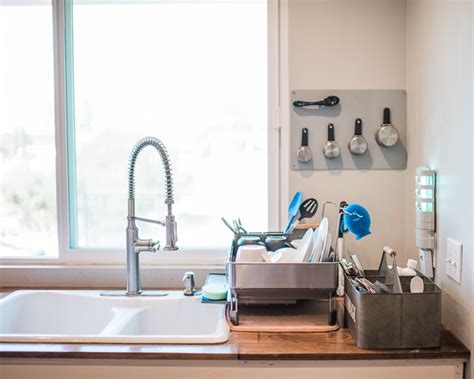 Kitchen Sink Organizer Ideas for a Bright, Minimalist Home