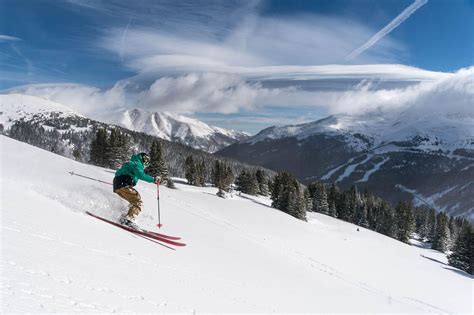 Colorado Skiing | Echo Mountain & Loveland | Clear Creek County