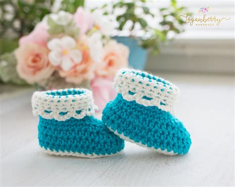 Lace-Trim Baby Booties – Free Crochet Pattern » Loganberry Handmade