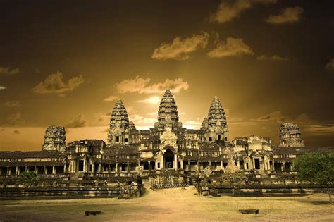 5-five-5: Angkor Wat (Siem Reap - Cambodia)