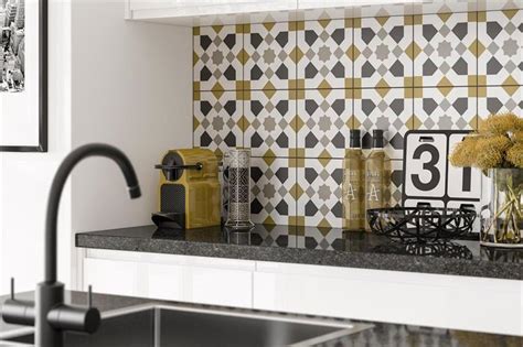 Kitchen wall tiles: Ideas for every style and budget | loveproperty.com