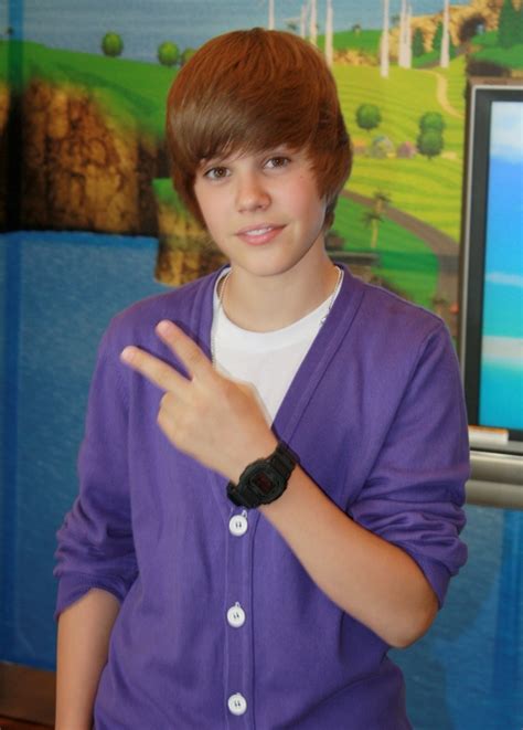 File:2009 Justin Bieber NYC 1.JPG