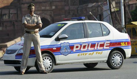 Cop Cars of India! What Indian states give their police to drive; From ...