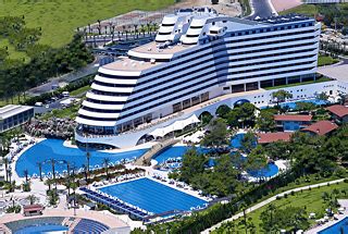 All Inclusive: Titanic Beach Resort Hotel