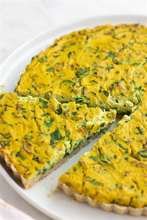 Easy Vegan Quiche - Nora Cooks