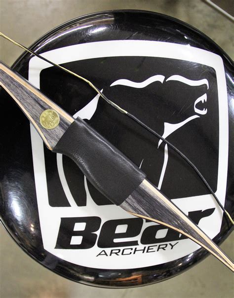 Bear "Montana Longbow" ...... - Archery Outfitters Pro Shop