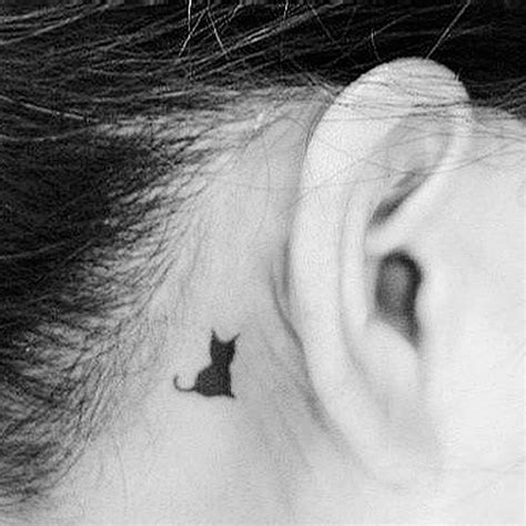 Tatouage chat noir - Tatouage chat : les 20 plus jolies inspirations ...