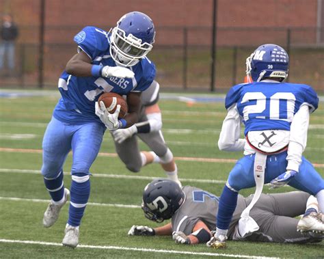 SLIDESHOW: METHUEN RANGERS THANKSGIVING DAY FOOTBALL | Gallery ...