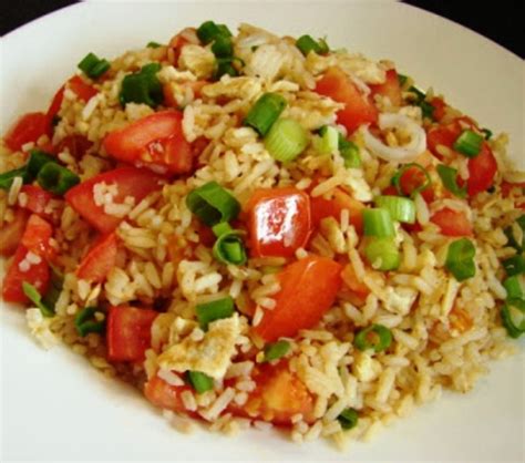 The Bestest Recipes Online: Tomato egg fried rice