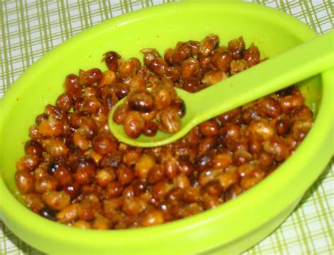 Vasavi's Recipes: Roasted Soybeans