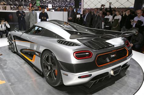 Koenigsegg One:1 Breaks 0-186-0 mph Record