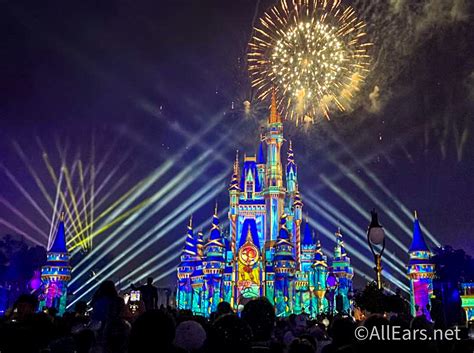 2023 wdw mk magic kingdom enchantment fireworks show last night finale ...