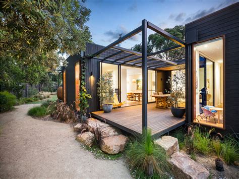 Off-grid living: 6 beautiful Aussie homes off the grid | Container ...