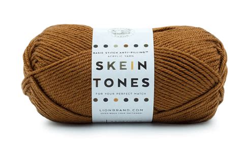 What is a Skein of Yarn? Difference Explained Skein, Ball, Hank, and ...