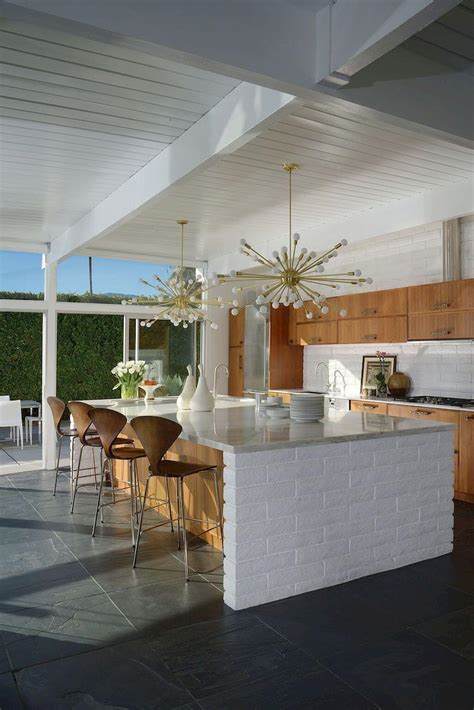 25 Mid Century Modern Kitchen Ideas to Beautify Your Cooking Area