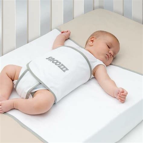 Newborn babies sleep up tot 20 hours a day👶💤 . Sleep is a key element ...