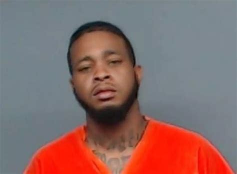 Texarkana Texas Police Arrest Man - Fleeing Officers Overnight