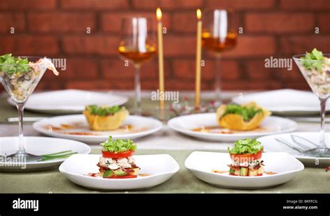 Romantic candlelight dinner for two Stock Photo - Alamy