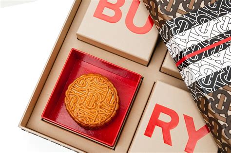 20 Gorgeous Mooncake Packaging Designs | Dieline - Design, Branding ...