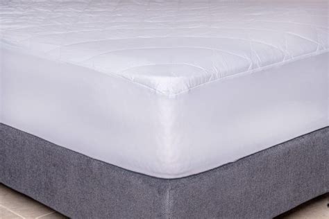 Quilted Cotton Mattress Protector - Bed Center