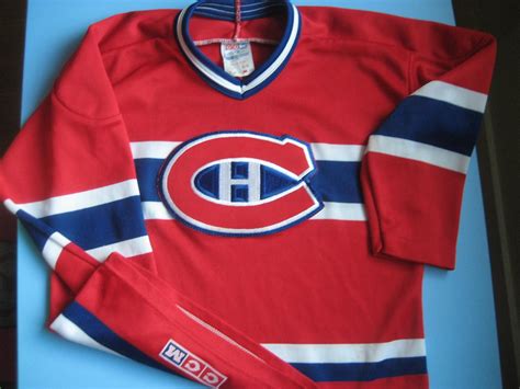 Six Balloons Vintage Delights: Vintage Montreal Canadiens Hockey Jersey ...