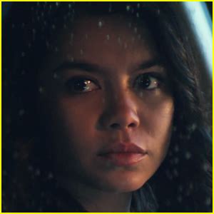 ‘Moana’ Star Auli’i Cravalho Stars In New Musical Drama ‘Rise’ – Watch ...