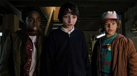 Watch Stranger Things : Season 1 - Episode 2 Full Episode Stream Online ...