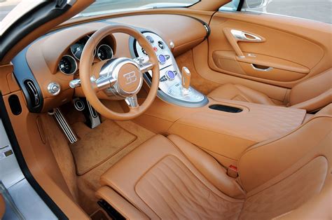 Bugatti Veyron Gran Sport | Automobile Interiors | Pinterest | Bugatti ...