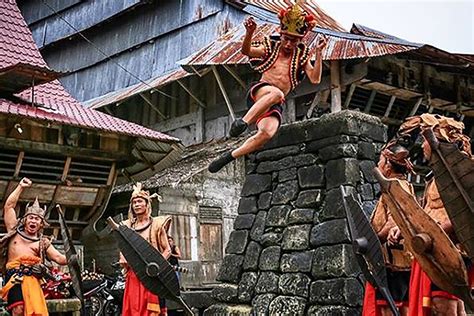 Mengenal Suku Nias Sumatera Utara, Keturunan dari Penguasa Langit