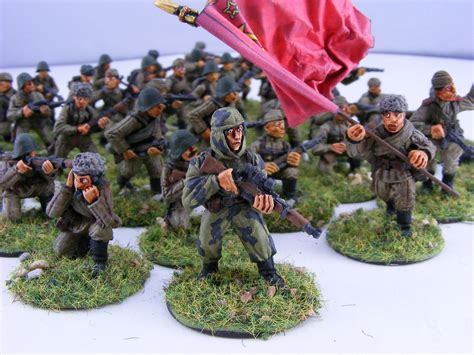 Evil Bob's Miniature Painting: 28mm WWII Soviets