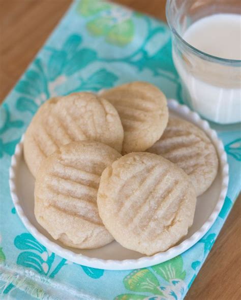 Simple Vanilla Cookies by Flour Arrangements Yummy Treats, Sweet Treats ...