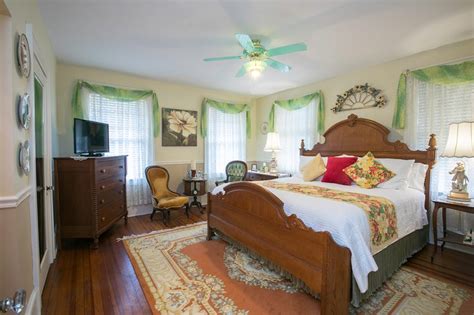 Rooms & Rates - The Magnolia Inn Bed & Breakfast