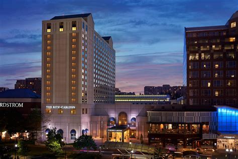 The Ritz-Carlton, Pentagon City- Deluxe Arlington, VA Hotels- GDS ...