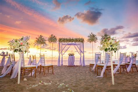 The Top Beach Wedding Venues in the US