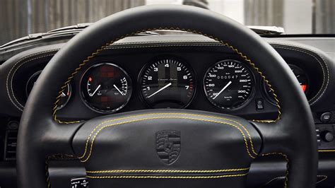 Porsche builds a classic 911, to be auctioned off for charity - Autodevot