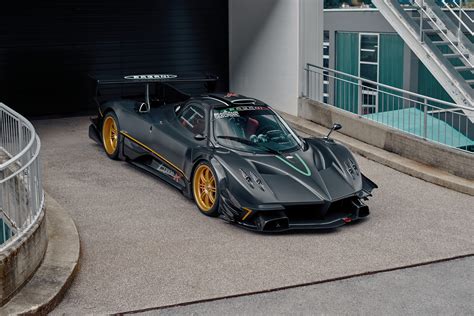 Check Out This Recently Auctioned Pagani Zonda R Evolution