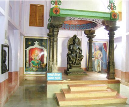 Veerapandiya Kattabomman - வீரபாண்டிய கட்டபொம்மன்