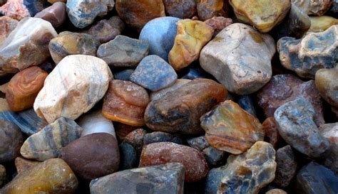 The 6 Best Beaches to Find Oregon Agates - RareGoldNuggets.com