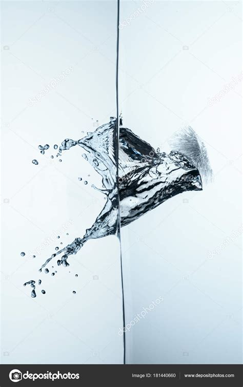 Ice Cube Pure Water Splash Drops Isolated White — Free Stock Photo ...