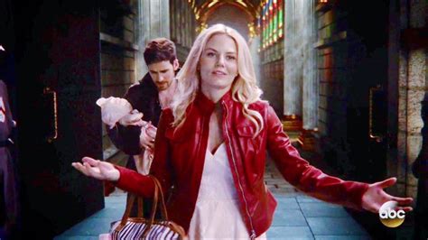 Emma Swan Jones and Killian Jones arriving in the series finale on Once ...