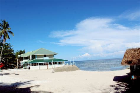 7 Gorgeous Public Beaches in Cebu North