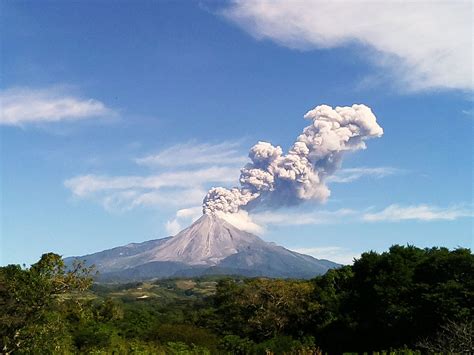 Colima Volcano Eruption | Earth Blog