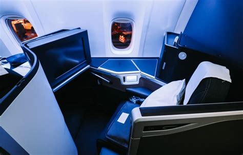 Review: British Airways Boeing 777 "Club Suite" Business Class... - God ...