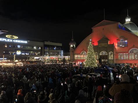 Experience the Magic of the Ottawa Christmas Market: A Guide to the 4th ...