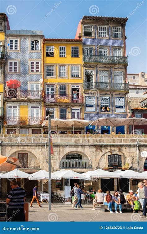 The colorful houses Porto editorial stock photo. Image of place - 126560723