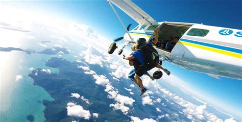 Skydive Airlie Beach | Whitsundays Day Tours | AirlieBeach.com